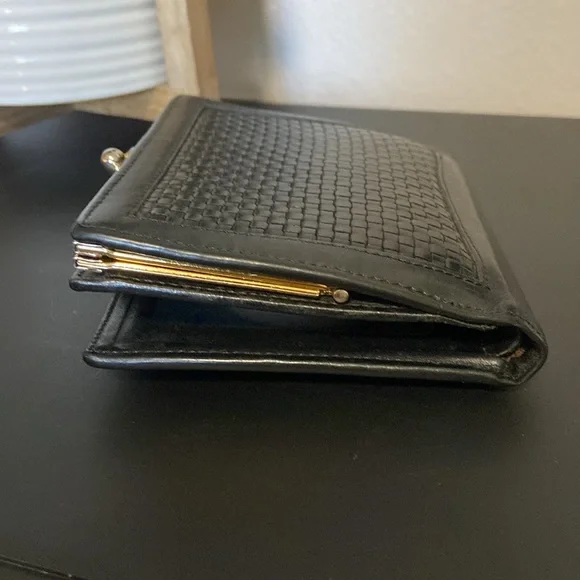 Vintage Coach Black Woven Leather Wallet - Picture 5 of 16